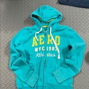 Aero Zip Up